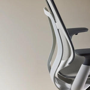 Ohne Kopfstütze / Intermix Opaque Möwengrau KR14